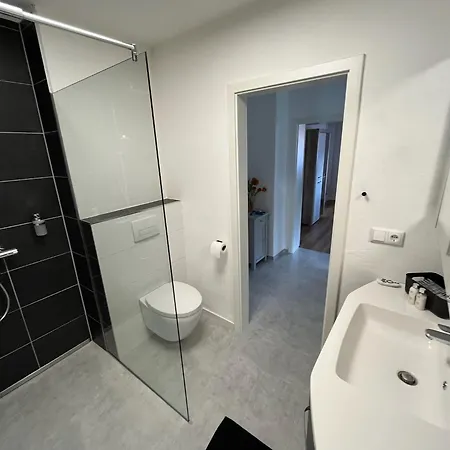 Jakobsruhe - Ferien Im Weinparadies Vendersheim